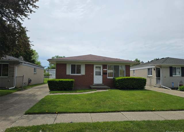 Property at 19526 Gaynon Dr, Clinton Township, MI 48035, 3 beds, 1 bath