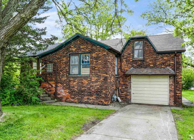 Property at 5650 Sylvia St, Dearborn Heights, MI 48125, 3 beds, 1 bath