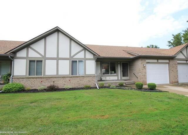 Property at 15870 N Magnolia Dr, Clinton Twp, MI 48038, 2 beds, 2 baths