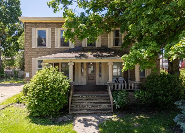 Property at 447 W Vine St, Kalamazoo, MI 49001, 4 beds, 4 baths