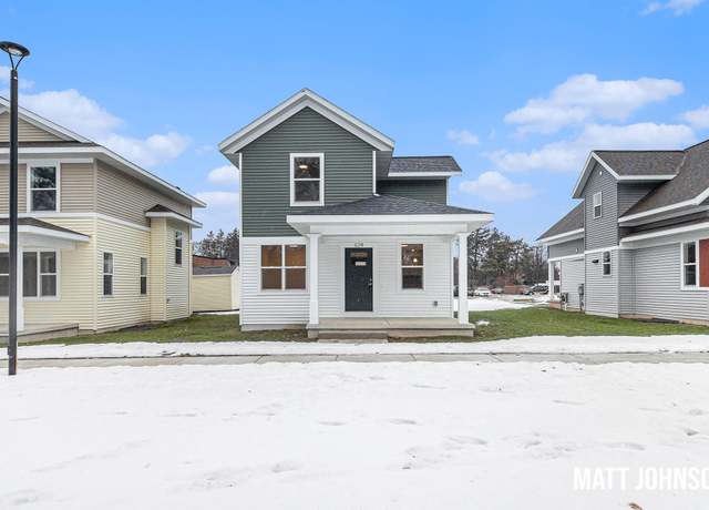 Property at 624 Hazen St SE, Grand Rapids, MI 49507, 3 beds, 1.5 baths