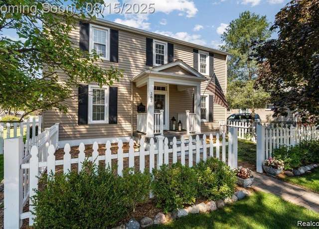 Property at 303 Cabinet St, Milford Village, MI 48381, 4 beds, 2.5 baths