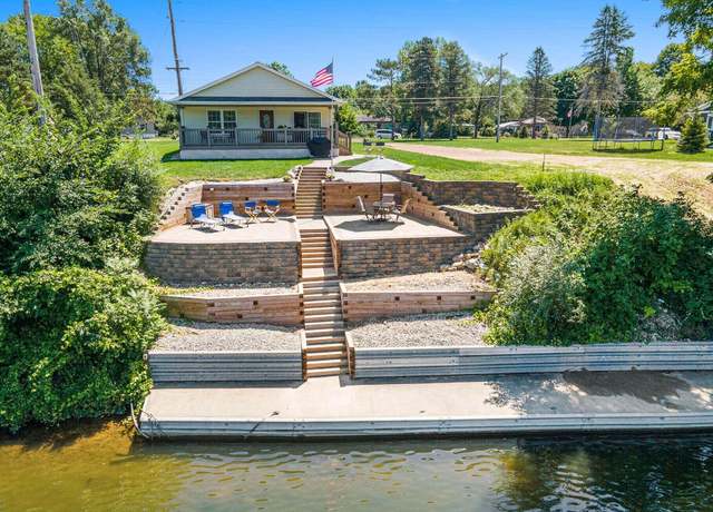 Property at 11379 Riverside Dr, Stanwood, MI 49346, 3 beds, 2 baths
