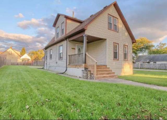 Property at 3415 13th St, Wyandotte, MI 48192, 3 beds, 2 baths