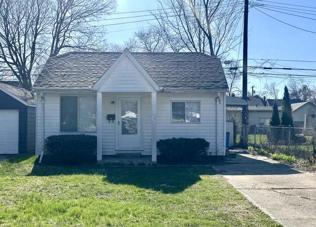 Property at 7695 Hazelton St, Dearborn Heights, MI 48127, 2 beds, 1 bath