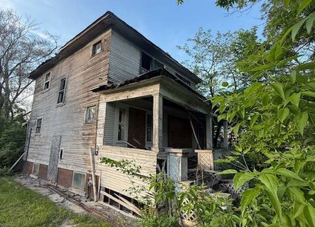 Property at 44 Grove St, Highland Park, MI 48203, 3 beds, 1 bath