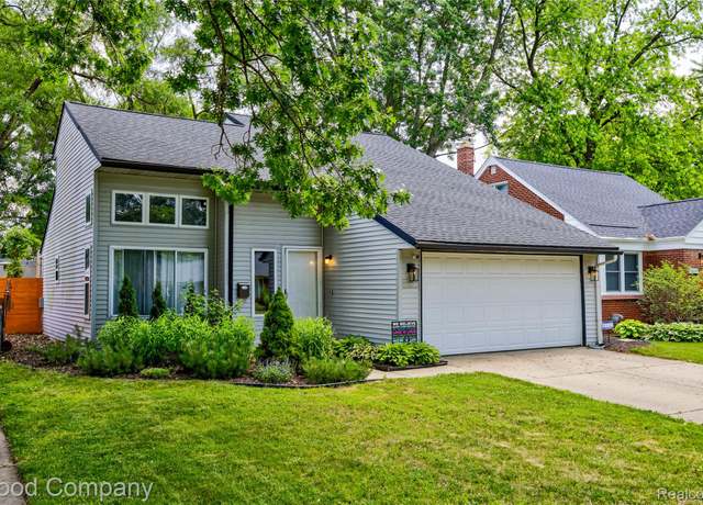 Property at 24650 Westhampton St, Oak Park, MI 48237, 3 beds, 2 baths
