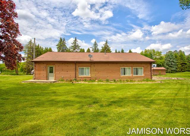 Property at 4403 4th St, Caledonia, MI 49316, 4 beds, 2 baths