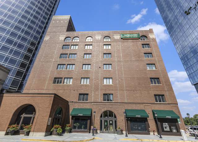 Property at 252 Pearl St NW Unit 5D, Grand Rapids, MI 49503, 3 beds, 2 baths