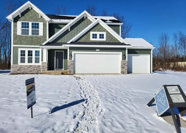 Property at 5575 Paxton Ct, Portage, MI 49024, 4 beds, 2.5 baths
