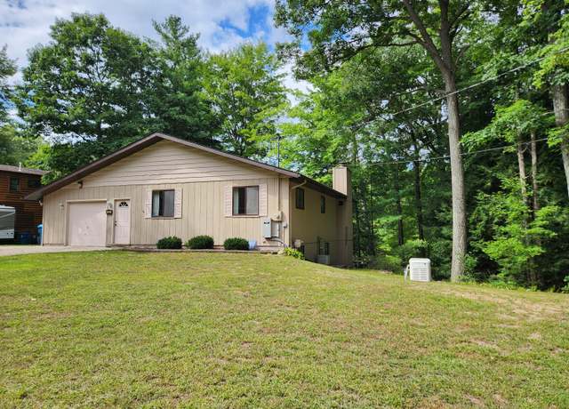 Property at 938 W Francis Shores Ave Ave, Sanford, MI 48657, 3 beds, 2 baths