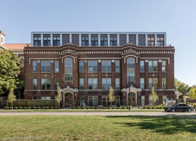 Property at 1454 Townsend St #403, Detroit, MI 48214, 2 beds, 2 baths