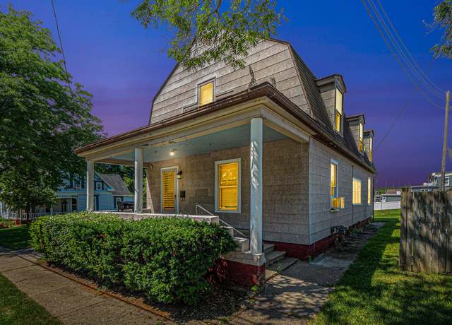Property at 112 S Mckinley Rd, Flushing, MI 48433, 3 beds, 2 baths