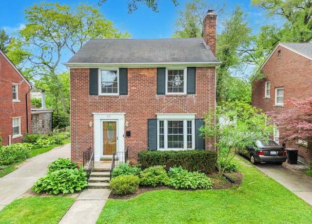 Property at 421 Maison Rd, Grosse Pointe Farms, MI 48236, 3 beds, 1.5 baths
