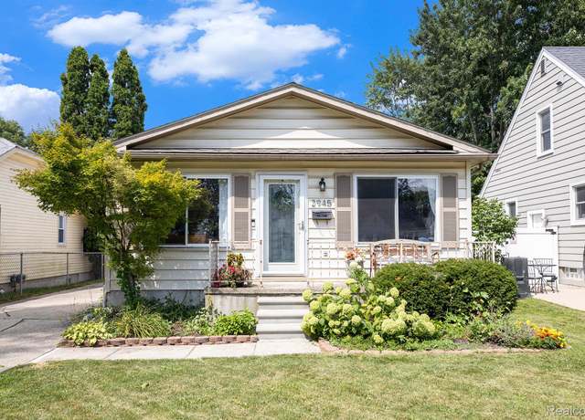 Property at 2945 Ellwood Ave, Berkley, MI 48072, 4 beds, 2 baths