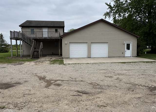 Property at 227 N Coldwater Rd, Lake Isabella, MI 48883, 2 beds, 3 baths