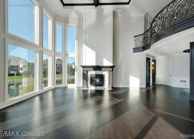 Property at 4087 Araby Ct, Highland, MI 48356, 3 beds, 3.5 baths