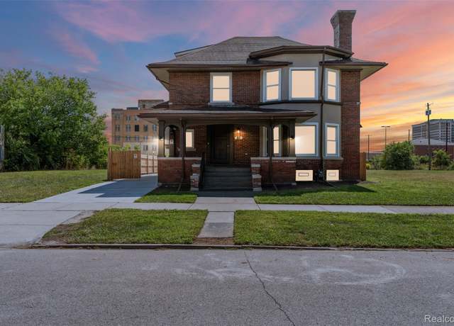 Property at 80 Chandler St, Detroit, MI 48202, 4 beds, 4.5 baths