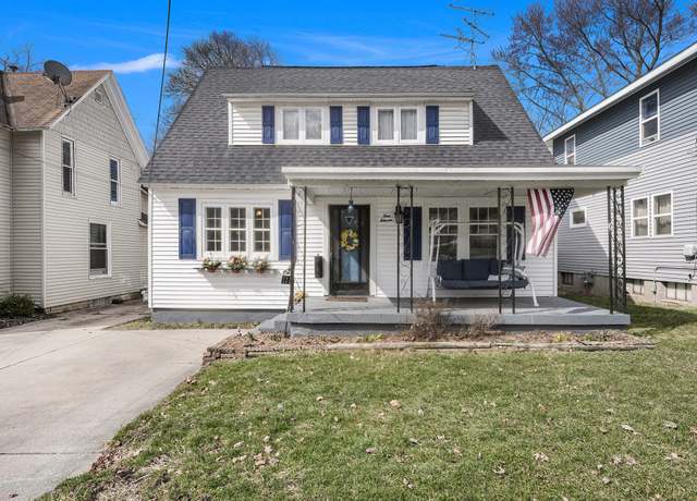 Property at 111 Auburn Ave NE, Grand Rapids, MI 49503, 3 beds, 1.5 baths