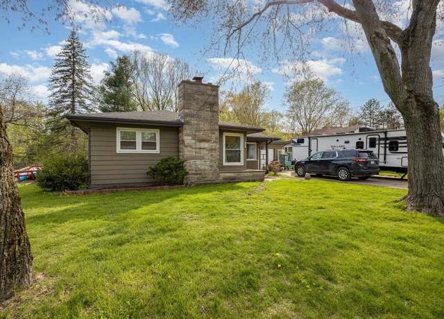Property at 341 Lynn Ave, Ionia, MI 48846, 3 beds, 1.5 baths