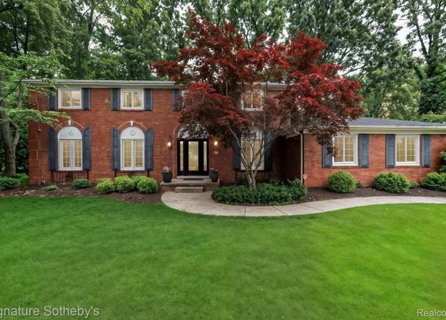 Property at 4438 Stony River Dr, Bloomfield Hills, MI 48301, 4 beds, 4 baths