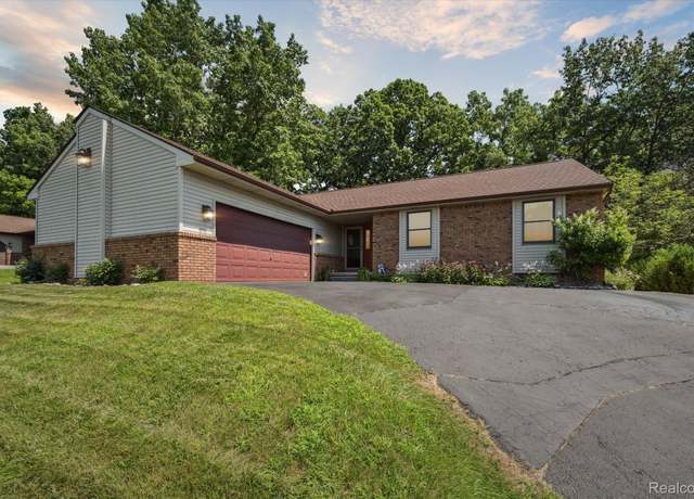 Property at 30924 Bramley Cir, New Hudson, MI 48165, 3 beds, 2 baths