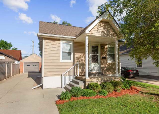 Property at 1444 19th St, Wyandotte, MI 48192, 2 beds, 2 baths