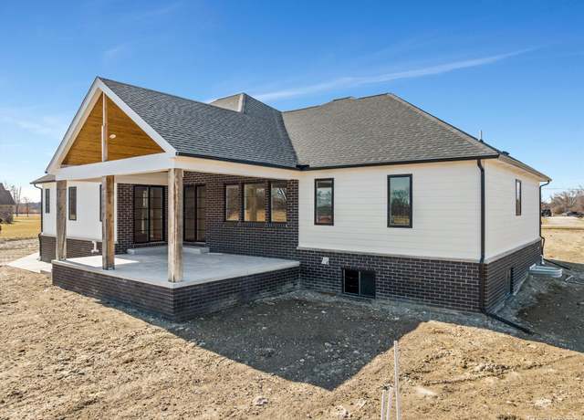 Property at 72780 Old Farm Trl, Armada, MI 48005, 3 beds, 2.5 baths