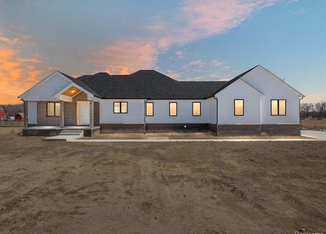 Property at 72780 Old Farm Trl, Armada, MI 48005, 3 beds, 2.5 baths