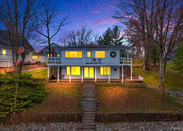 Property at 1962 Indianwood Trl, West Branch, MI 48661, 3 beds, 1.5 baths