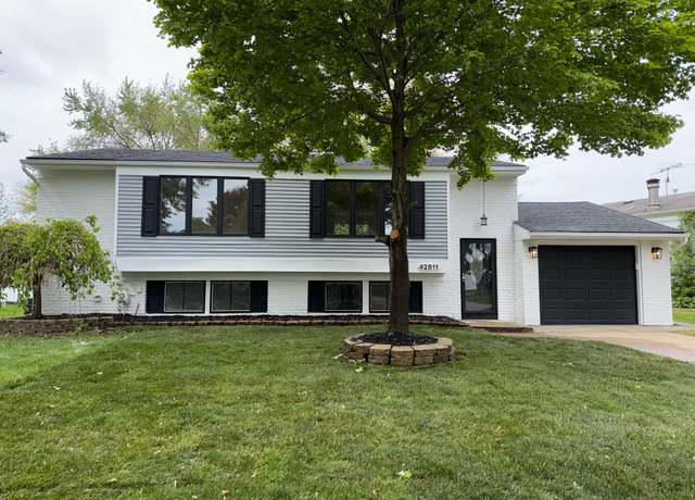Property at 42811 Wilmington Dr, Sterling Heights, MI 48313, 3 beds, 2 baths