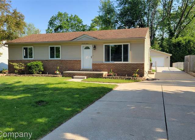 Property at 8544 Russell St, Shelby Charter Township, MI 48317, 3 beds, 1 bath