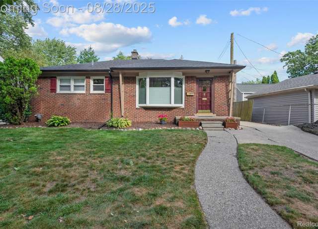 Property at 727 S Vermont Ave, Royal Oak, MI 48067, 3 beds, 2 baths