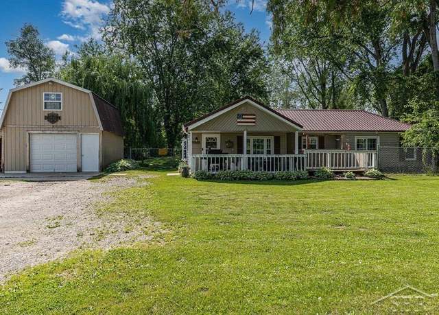 Property at 2370 S M-18 Hwy, Beaverton, MI 48612, 3 beds, 1 bath