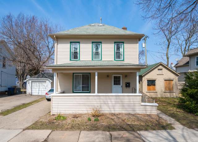 Property at 32 Ferrin Pl, Mt Clemens, MI 48043, 4 beds, 2 baths