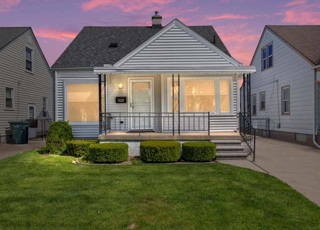 Property at 1820 Detroit Ave, Lincoln Park, MI 48146, 3 beds, 2 baths