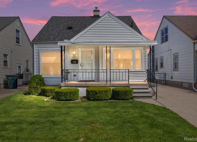 Property at 1820 Detroit Ave, Lincoln Park, MI 48146, 3 beds, 2 baths