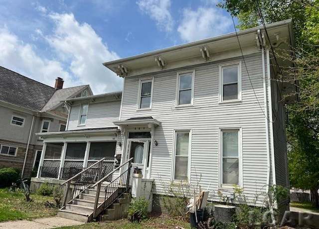 Property at 215 N Broad St, Adrian, MI 49221, 6 beds, 3.5 baths