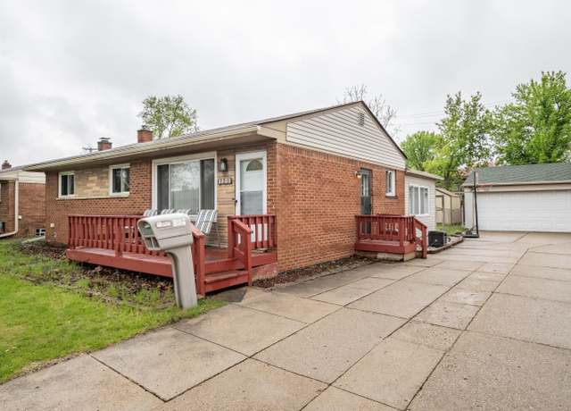 Property at 120 Darwin St, Westland, MI 48186, 3 beds, 1.5 baths