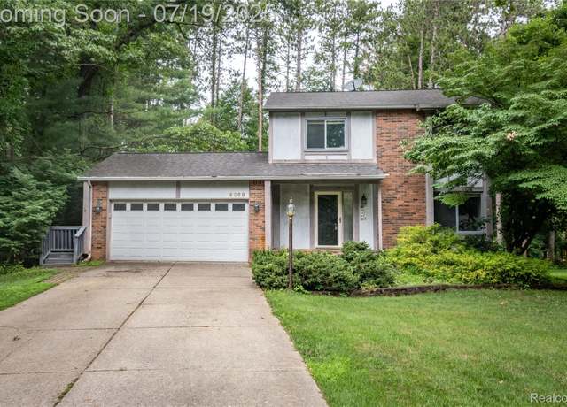 Property at 9268 Cumberland Ct, Commerce Twp, MI 48390, 3 beds, 2.5 baths