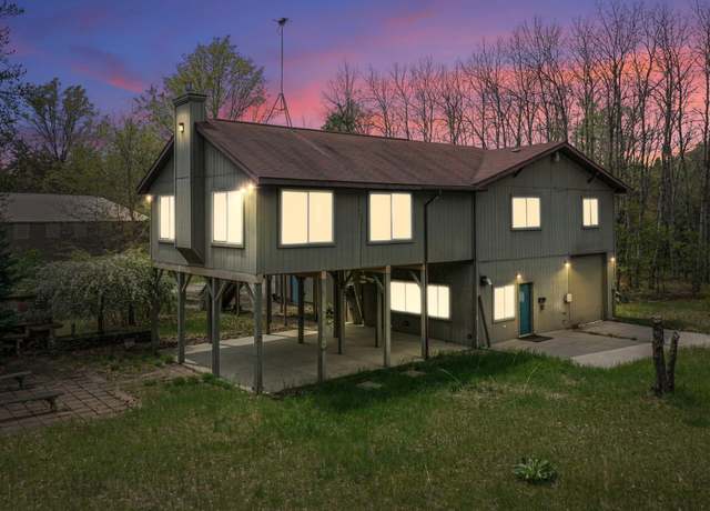 Property at 10685 W Indianwood Trl, Roscommon, MI 48653, 2 beds, 2 baths