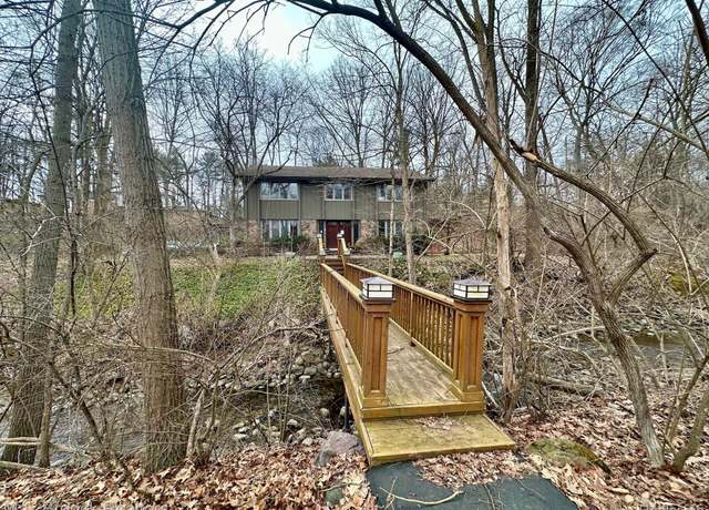 Property at 28405 Danvers Ct, Farmington Hills, MI 48334, 5 beds, 3 baths