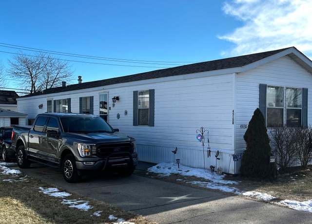 Property at 45130 Sheri Dr, Macomb, MI 48044, 3 beds, 2 baths