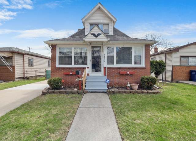 Property at 1917 University Ave, Lincoln Park, MI 48146, 3 beds, 3 baths