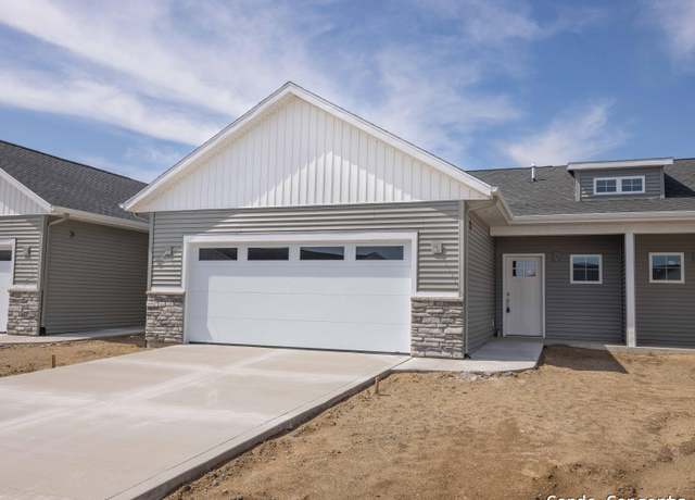 Property at 6625 Shoreside Ct SE, Grand Rapids, MI 49548, 1 bed, 1.5 baths