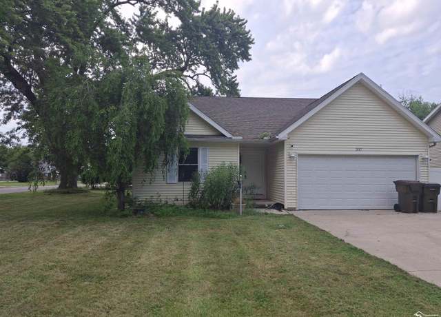 Property at 3017 3rd St, Monroe, MI 48162, 3 beds, 2 baths
