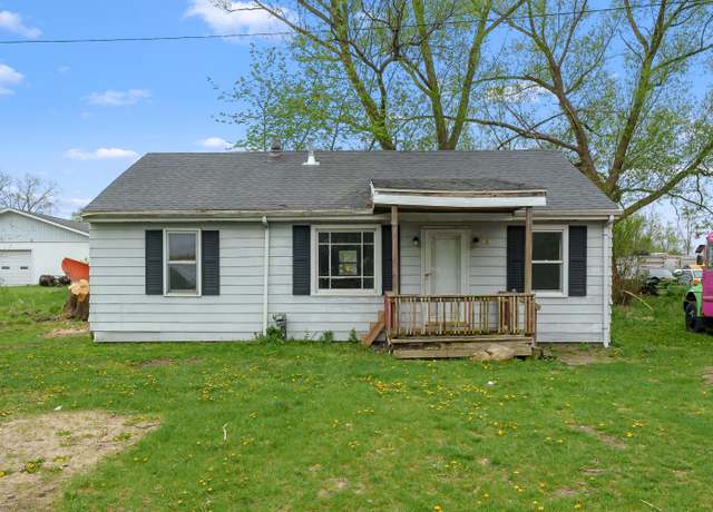 Property at 939 Foster Ave, Kalamazoo, MI 49048, 3 beds, 1 bath