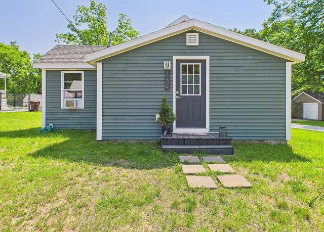 Property at 1204 Witham Rd, Muskegon, MI 49445, 2 beds, 1 bath