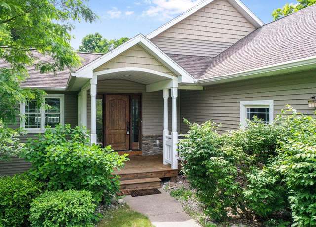 Property at 5151 Hidden Gables Dr, Traverse City, MI 49684, 5 beds, 3.5 baths