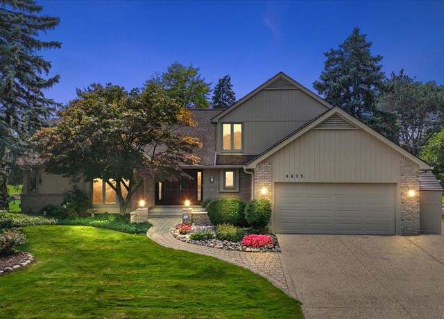 Property at 4415 Cahill Dr, Troy, MI 48098, 3 beds, 2.5 baths